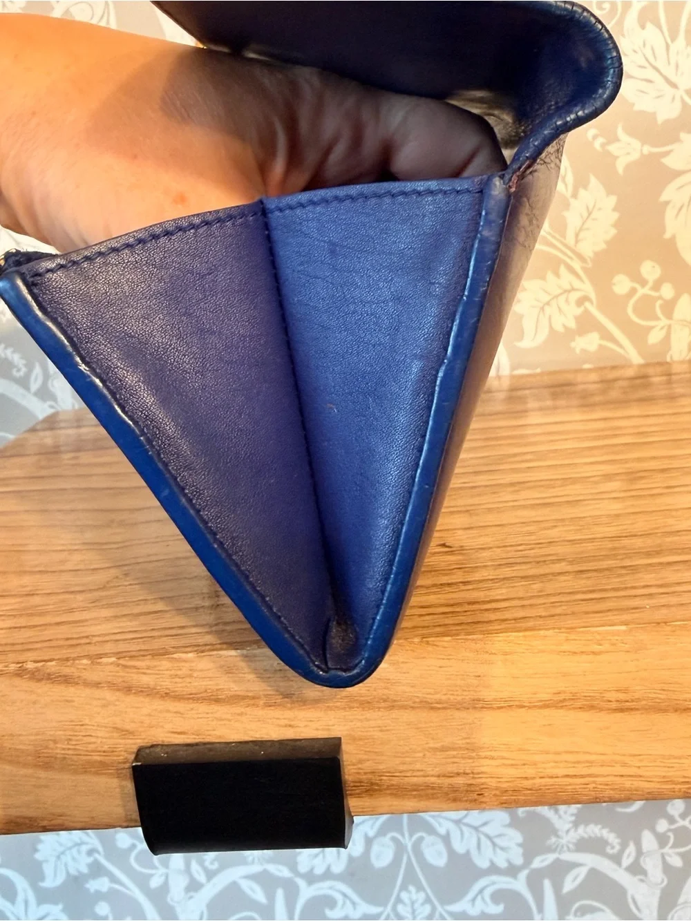 Authentic Saint Laurent YSL Blue Smooth Leather Cassandra Wallet Gold Hardware